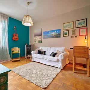 Apartment Domus Garda, Garda (Verona)