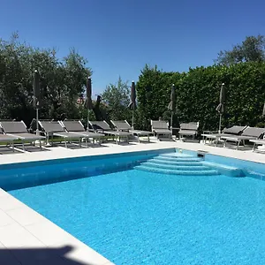 Hotel Ca' Nova ***s, Garda (Verona)